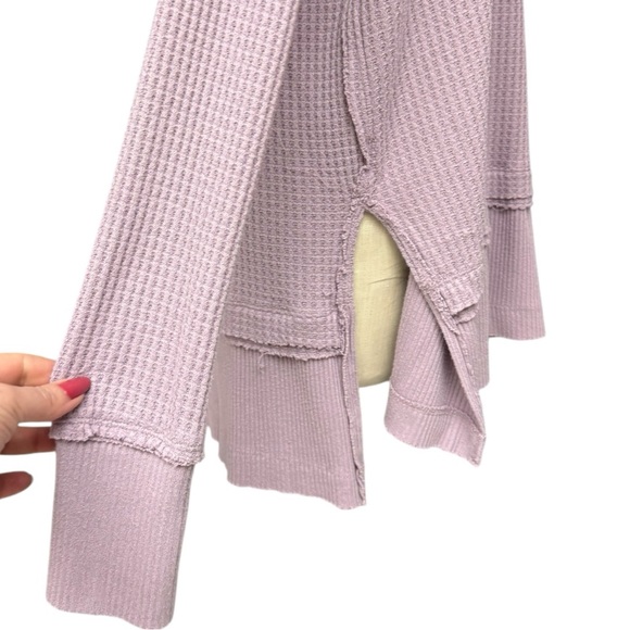 Free People We The Free North Shore Thermal Top Lilac Waffle Knit Medium EUC - Picture 6 of 9